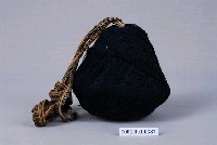 藏品(深藍色絲線球)的圖片