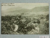 藏品(臺灣名勝北投溫泉及新北投車站附近自大師山眺望觀音山景觀)的圖片