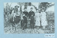 藏品(臺灣出發前在自家合照)的圖片