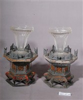 藏品(錫製玻璃油燈一對)的圖片