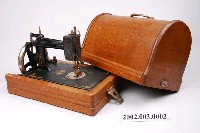 藏品(LEAD牌手搖式縫紉機)的圖片
