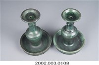 藏品(石灣窯綠釉冰裂紋燭臺組)的圖片