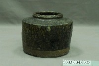 藏品(黑釉壓印直紋陶甕)的圖片