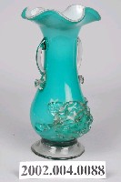 藏品(綠白雙色牡丹玻璃花瓶)的圖片