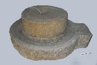 藏品(中型石磨)的圖片