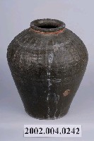 藏品(深橄欖綠釉南瓜瓣紋陶甕)的圖片