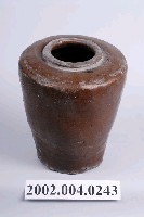 藏品(褐釉素面陶甕)的圖片