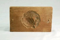 藏品(長方板單面雕龜紋糕印)的圖片