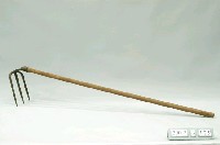 藏品(三齒耙)的圖片