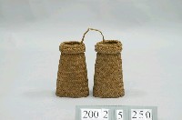 藏品(草編套袖組)的圖片