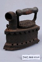 藏品(金屬製熨斗)的圖片