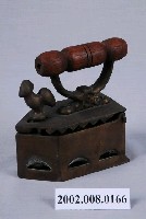 藏品(金屬製熨斗)的圖片