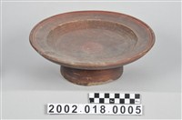 藏品(劉氏宗祠木胎紅色棕色漆相間高腳供盤)的圖片