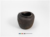 藏品(醬釉方形陶罐)的圖片