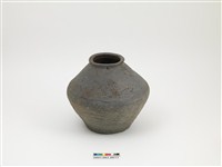 藏品(厚唇束頸折肩罐)的圖片