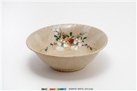 藏品(彩繪花卉紋瓷碗)的圖片