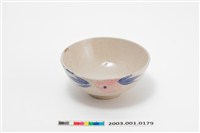 藏品(粉紅彩花卉紋青花陶碗)的圖片