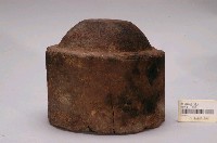 藏品(瓷製圓柱覆碗形桌腳墊)的圖片