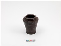 藏品(褐釉折肩小陶甕)的圖片