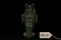 藏品(陶製綠釉龍蝦壁花插)的圖片