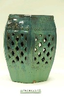 藏品(六面綠釉鼓凳)的圖片