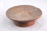 藏品(木胎棕色漆高腳供盤)的圖片