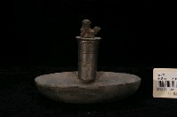 藏品(錫製獅鈕油燈碟組)的圖片