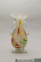 藏品(白底攪料牡丹玻璃花瓶)的圖片