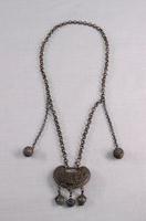 藏品(三多九如荷包形長命鎖)的圖片