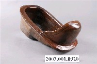 藏品(深褐釉陶製馬桶)的圖片