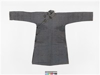 藏品(灰絲質緹花大襟女衫)的圖片