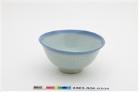 藏品(淡藍釉飛鳥紋淡青碗)的圖片