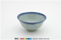 藏品(淡藍釉飛鳥紋淡青碗)的圖片