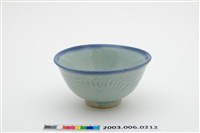 藏品(淡藍釉飛鳥紋淡青碗)的圖片