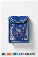 藏品(藍地龜鹿紋捲煙袋)的圖片