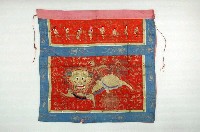 藏品(八仙人物祥獅戲球桌裙)的圖片