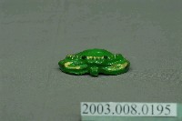 藏品(綠色螃蟹造型釣魚玩具)的圖片