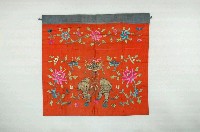 藏品(牡丹花卉白象貢寶桌裙)的圖片