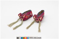 藏品(紫地虎頭繡花童鞋)的圖片