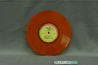 藏品(雷虎唱片公司出品編號「REIFU-013」歌曲專輯《新藝歌劇：癡情熱淚心已碎》10吋塑膠唱片)的圖片