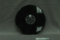 藏品(新黎明唱片出品編號「SLM-5065」松江合唱團演唱童謠電視卡通歌曲專輯《小泰山》12吋塑膠唱片)的圖片