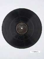 藏品(朝日唱片發行鶴標唱片編號「台382」說唱專輯《黑貓黑犬俗歌十五、十六》10吋塑膠唱片)的圖片