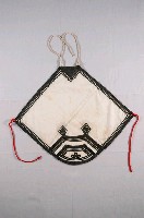 藏品(卑南族女子胸兜)的圖片