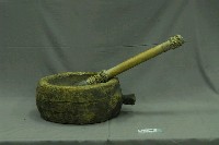 藏品(卑南族石杵與木臼)的圖片