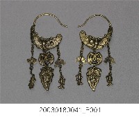 藏品(鎏金蝴蝶垂墜耳環1對)的圖片