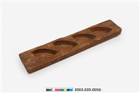 藏品(長條板單面雕四元寶彎錠糕印)的圖片