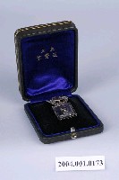 藏品(參等有功章含皮革徽章盒)的圖片