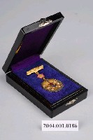 藏品(愛國婦人會壹等有功附加章)的圖片