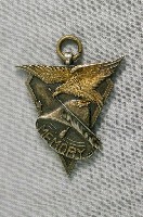 藏品(臺灣商工學校紀念章)的圖片