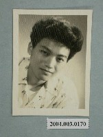 藏品(男子個人半身照)的圖片
